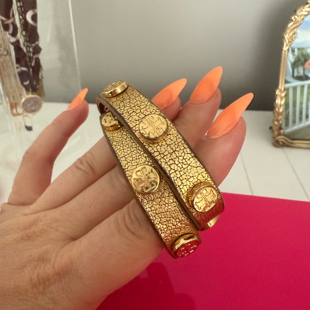 Gold pebble Tory Burch leather wrap Bracelet